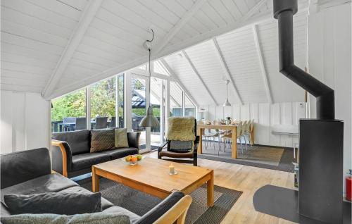  Lovely Home In Ebeltoft With Wifi in Ebeltoft