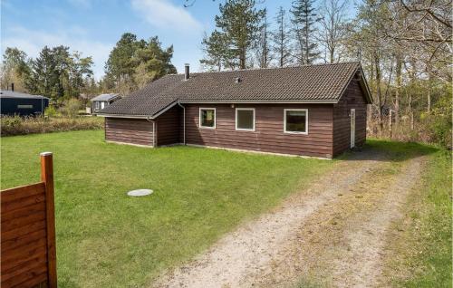 Nice Home In Ebeltoft With Kitchen