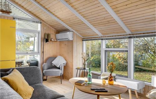  Awesome Home In Juelsminde With Kitchen in Sønderby
