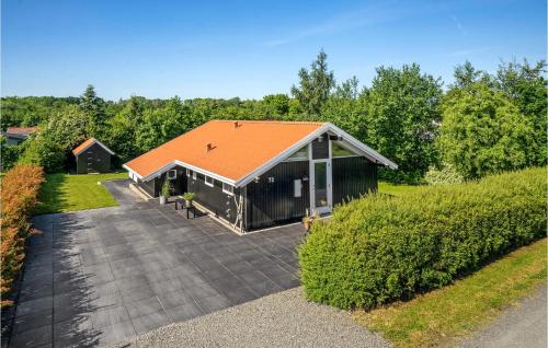 Awesome Home In Juelsminde With Kitchen