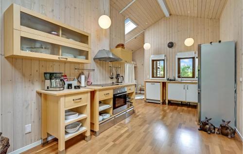 Cuina, Stunning Home In Ejstrupholm With Wifi in Ejstrup