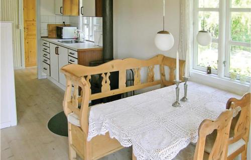 virtuve, Holiday Home Sandvigvej Lundby Ii in Svinovester