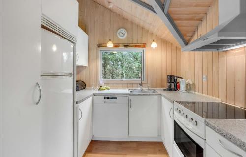  Beautiful Home In Oksbl With 3 Bedrooms And Sauna in Oksbøl