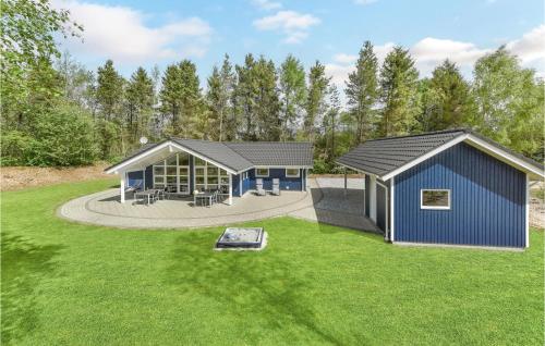  Awesome Home In Oksbl With 4 Bedrooms, Sauna And Wifi in Oksbøl