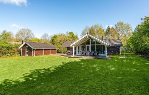  Beautiful Home In Toftlund With 4 Bedrooms, Sauna And Internet in Vestergård