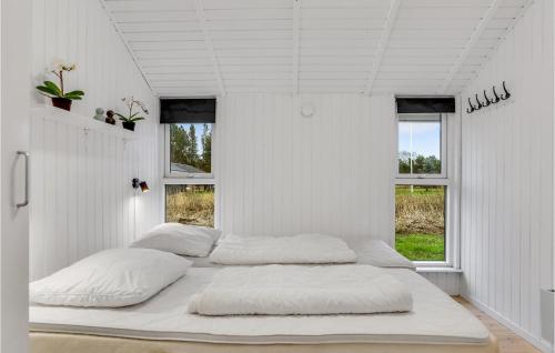 3 Bedroom Cozy Home In Jerup in Jerup
