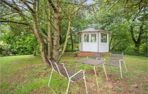花園, Holiday Home Pukkelvej Ebeltoft V in 埃貝爾托夫特縣