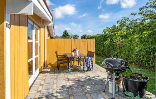 Gorgeous Home In Hadsund With Kitchen