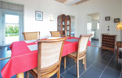  Awesome Home In Vestervig With 3 Bedrooms And Wifi in Vestervig