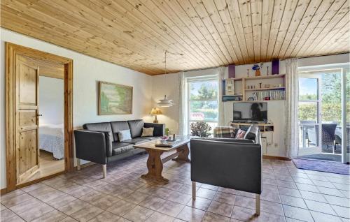  Stunning Home In Ulfborg With Kitchen in Ulfborg