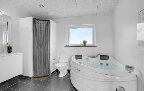 浴室, Holiday Home Podehaven Haderslev in 哈澤斯萊烏