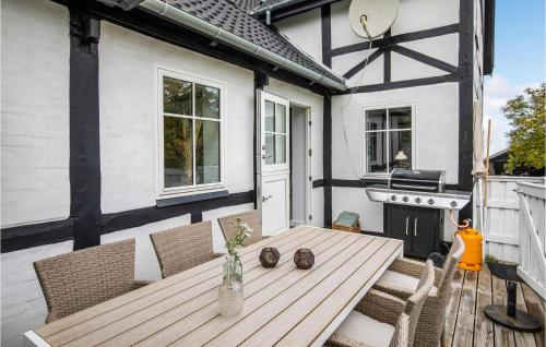 Exterior view, Beautiful Home In Allinge With Wifi in Tejn