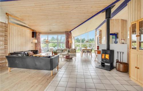  Beautiful Home In Hirtshals With Sauna in Hirtshals