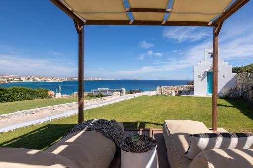 Amalgam Homes Paros Beachfront Villa - image 4