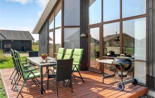  Nice Home In Ulfborg With Wifi in Thorsminde