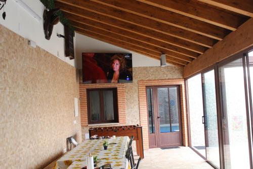 Casa Rural Abuela Consuelo Estudio La Adobera in El Oso