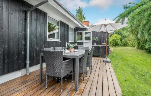 Exterior view, Four-Bedroom Holiday Home In Stege in Hegningen