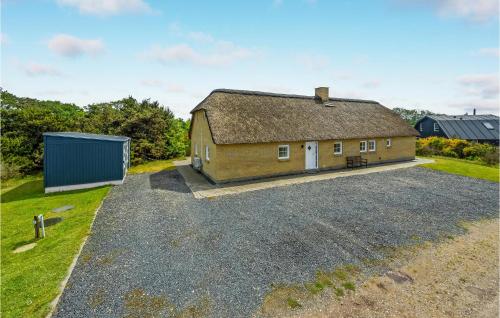 Nice Home In Skjern With 6 Bedrooms, Sauna And Private Swimming Pool