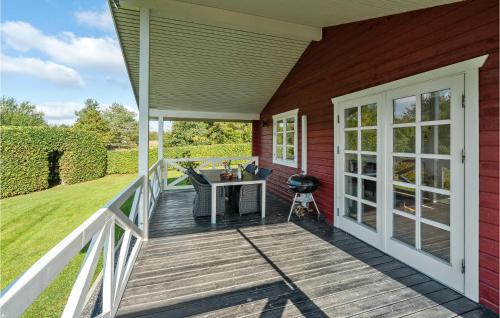 Gorgeous Home In Fars With Kitchen