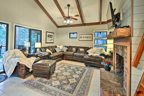 Rockingham Cabin on 75 Acres with Lake Access! in Rockingham, USA