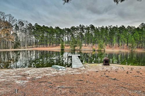 Rockingham Cabin on 75 Acres with Lake Access! in Rockingham, USA