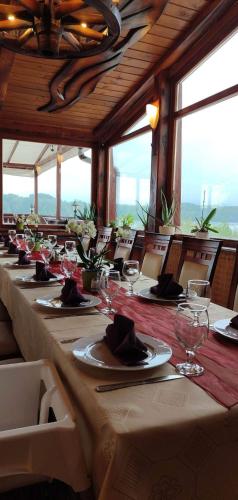 Camelot Club Hotel in Vac