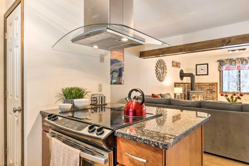 Hartford Escape with Fire Pit about 3 Mi to Ski and Golf! in Quechee
