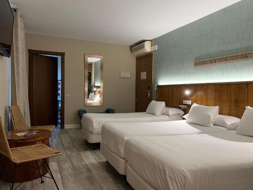 Triple Room image 4