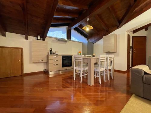  CASA VACANZE VIA VENETO in Oleggio Castello