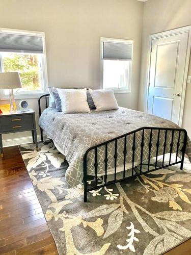 Stunning Executive Home 5 BD, 4.5B. Perfect Spot!! in Indianapolis, USA