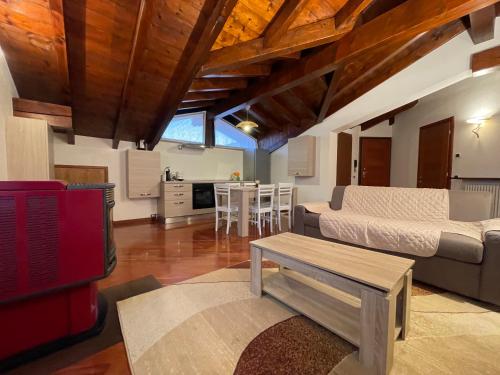  CASA VACANZE VIA VENETO in Oleggio Castello