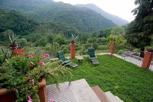  Casa Boru - a beautiful fully restored spacious house with fantastic views in Calice al Cornoviglio