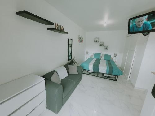 logement independant avec terrasse "Les Mesanges" in Fontcaude