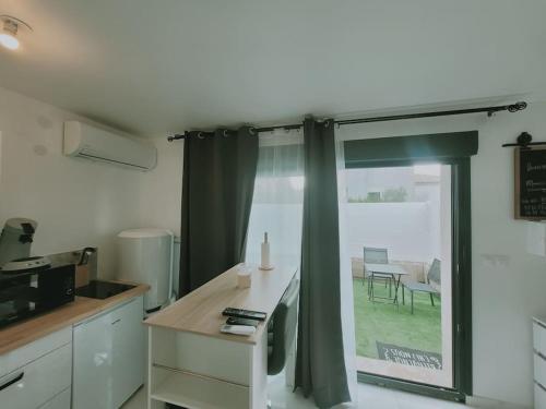 logement independant avec terrasse "Les Mesanges" in Fontcaude