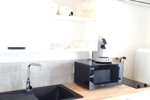 logement independant avec terrasse "Les Mesanges" in Fontcaude