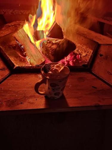 Hytte ved Vråvatnet i Vrådal (Hytte ved Vravatnet i Vradal) in วราดาล