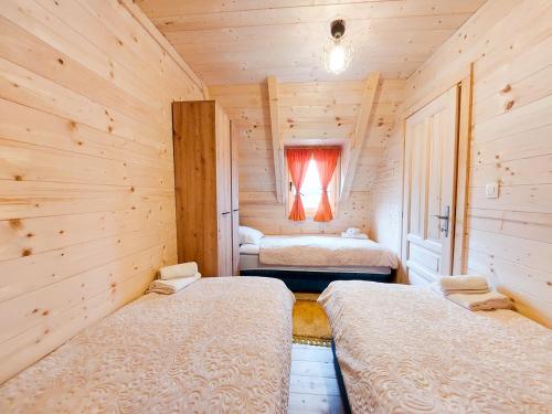 Dušan_guest_house (Dusan_guest_house) in สเมลากิชาโปลเย