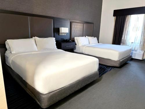 Holiday Inn Express Hotel & Suites Barstow, an IHG Hotel