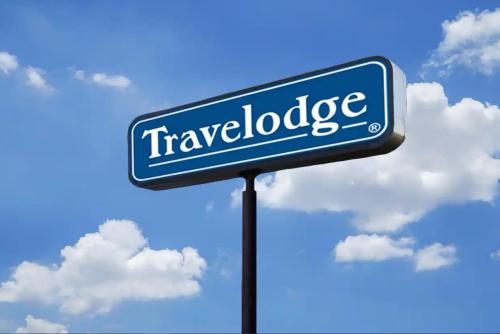 Travelodge by Wyndham Rockford South