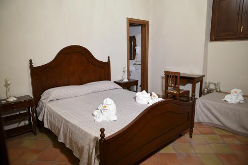 Deluxe Double Room with Extra Bed