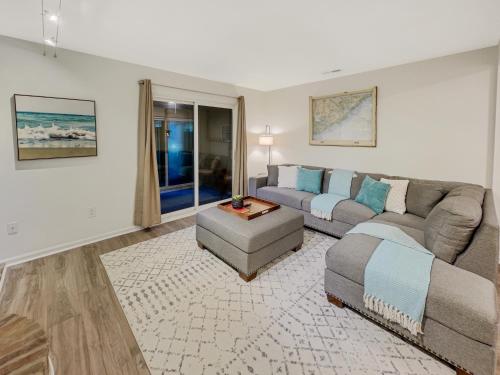 5 Min to Beach—King Beds in Charleston, USA