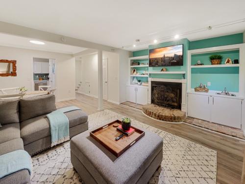 5 Min to Beach—King Beds in Charleston, USA