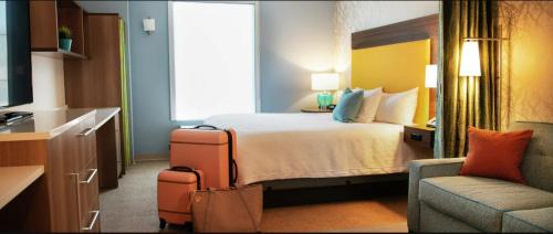 Home2 Suites by Hilton Dallas Medical District Lovefield Dallas