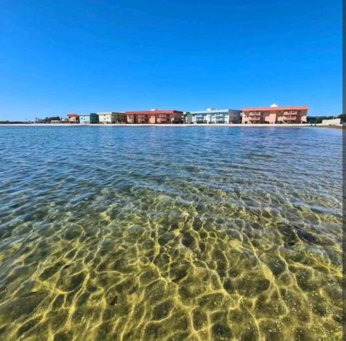 Golden Lake - Alferino in Arraial do Cabo