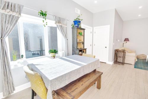 Spacious Oasis - Parking, Private Patio & Roofdeck, Filadelfia (zdjęcie 11)