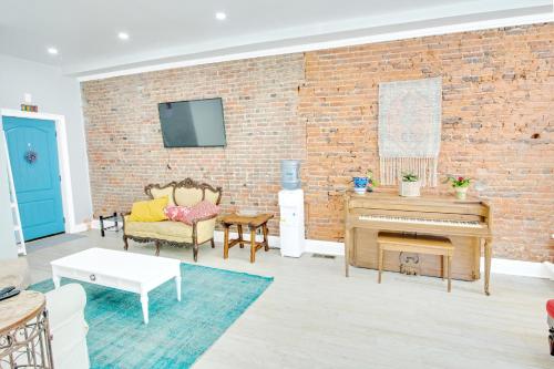 Spacious Oasis - Parking, Private Patio & Roofdeck, Filadelfia (zdjęcie 8)