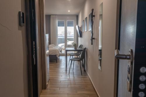 Palvelut, Raise Athens Metro Apartments in Dafni