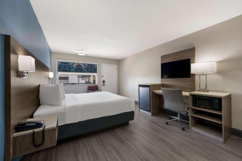 SureStay Hotel by Best Western Spring North Houston