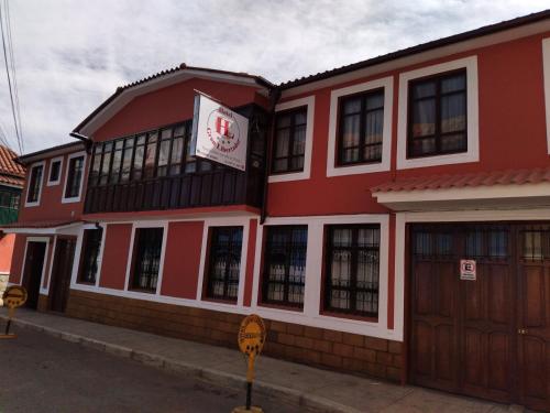 Exterior view, Hotel Gran Libertador in Casco Viejo Central