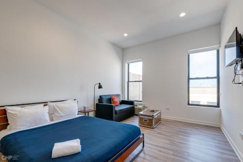 Chicago Third Floor Studio by 747 Lofts in Chicago, USA